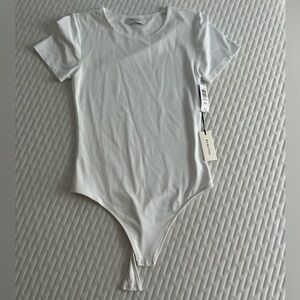 Aritzia Babaton Contour Bodysuit